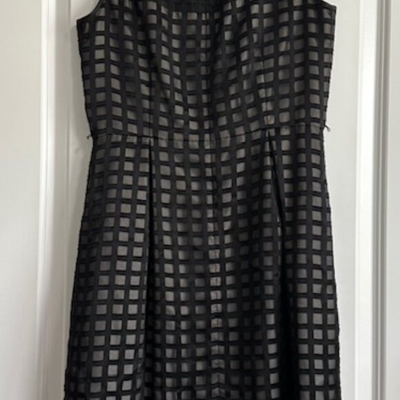 Calvin Klein Women's Checkered Sheer Sleeveless Dress Sz 10 - Picture 3 of 6